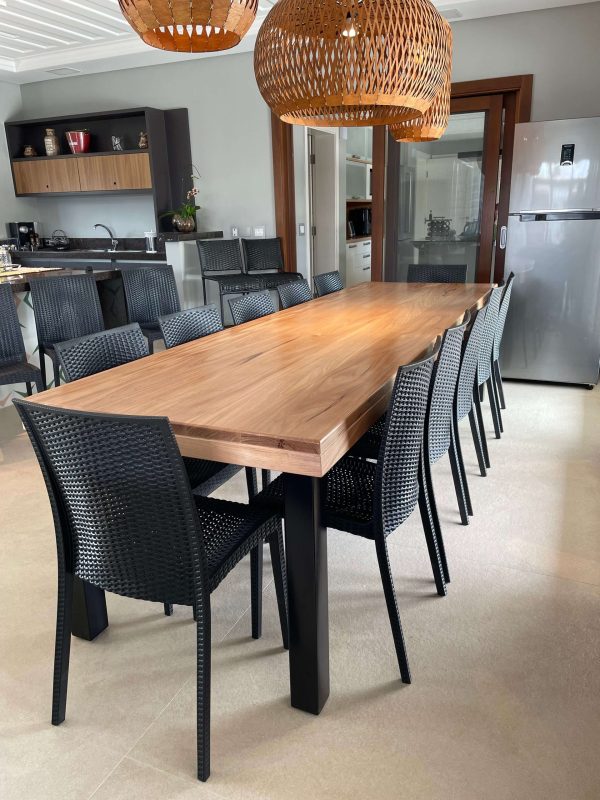 Mesa Jequitibá 3,00mX0,80cm com 12 Cadeiras Rattan